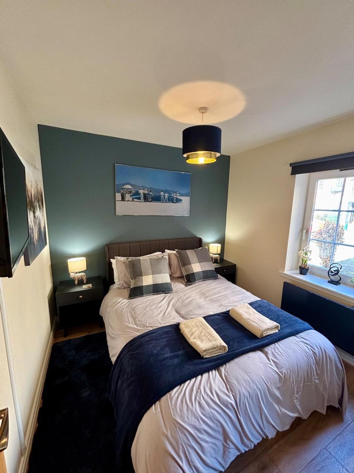 The Wheel House - Private Front Door And Free Parking Apartment EDI
